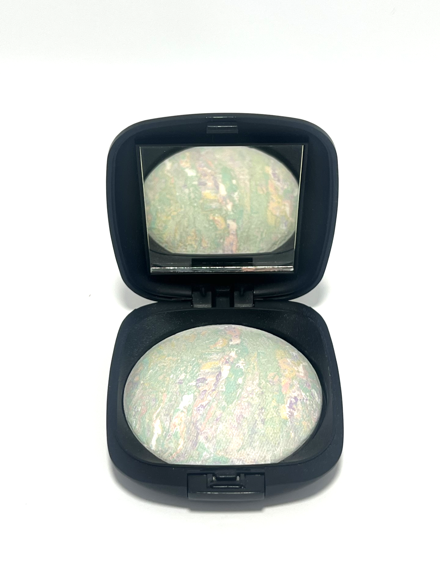 Baked Mineral Swirl